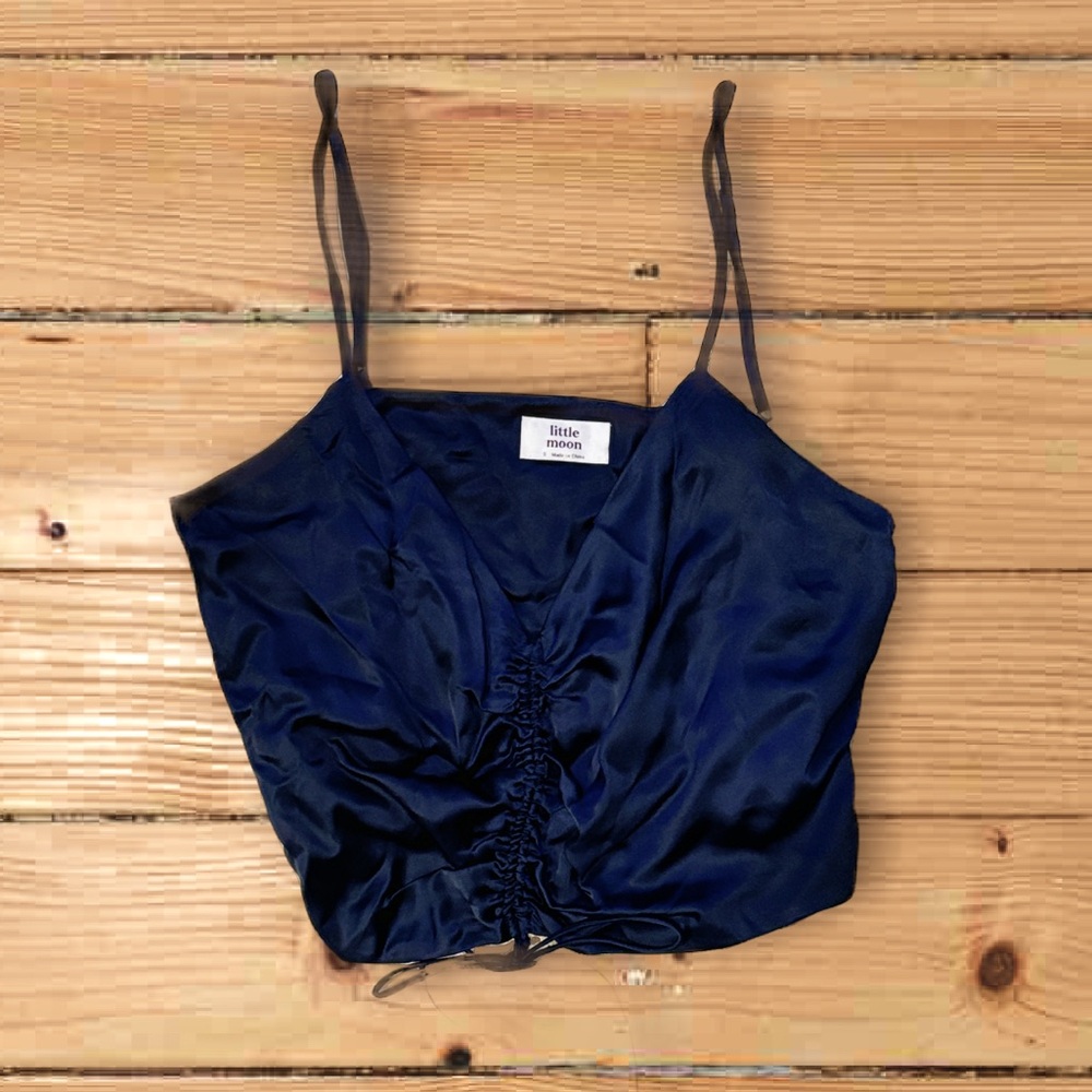 Navy blue aritzia crop tank
